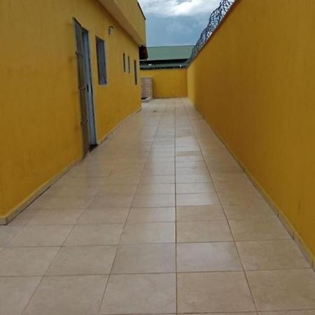 Casa Na Praia Com Piscina Em Itanhaém Εξωτερικό φωτογραφία